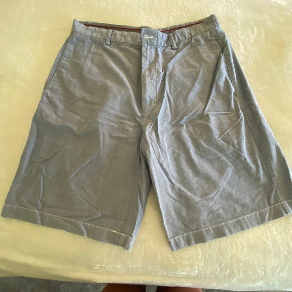 Izod Shorts - 34